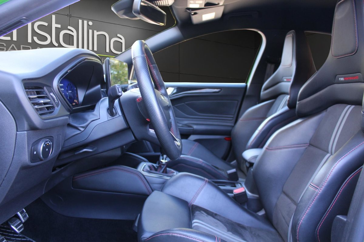 FORD Focus 2.3 EcoB ST X, Benzin, Occasion / Gebraucht, Handschaltung - 7