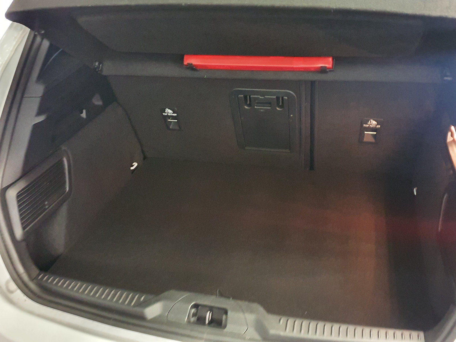 FORD Focus 2.0 EcoBlue 150 ST-Line X, Diesel, Occasion / Gebraucht, Handschaltung - 4