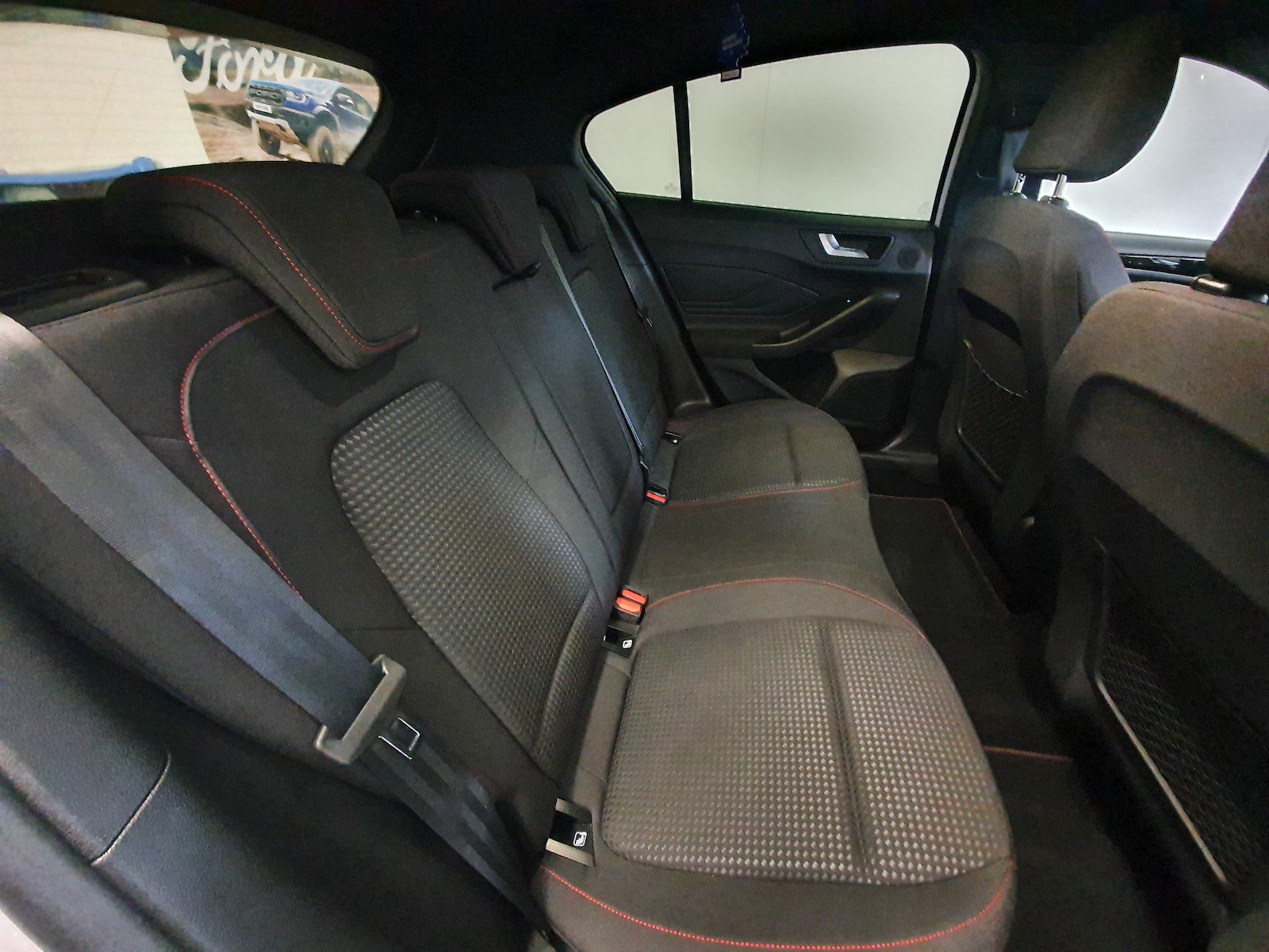 FORD Focus 2.0 EcoBlue 150 ST-Line X, Diesel, Occasion / Gebraucht, Handschaltung - 5