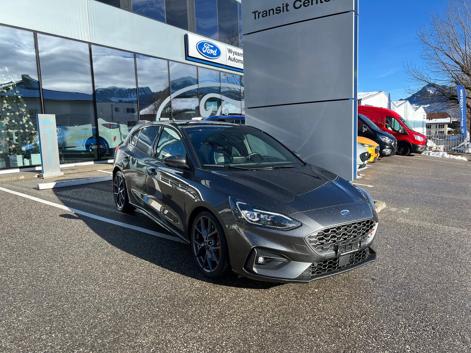 FORD Focus ST 2.3 Styling Paket Automat, Benzin, Occasion / Gebraucht, Automat