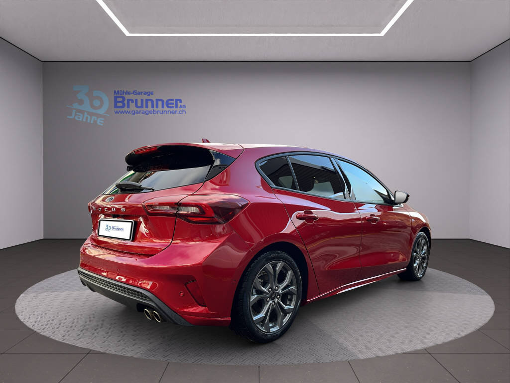 FORD Focus 1.0i EcoB Hybrid 155 ST-, Mild-Hybrid Benzin/Elektro, Occasion / Gebraucht, Automatik - 7