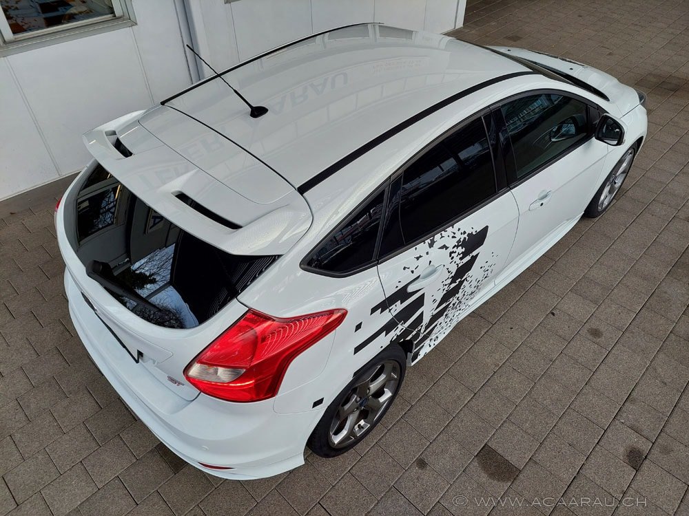 FORD Focus 2.0 SCTi ST-2 / Video : https://youtu.be/LNLahxC_uNo /, Petrol, Second hand / Used, Manual - 5