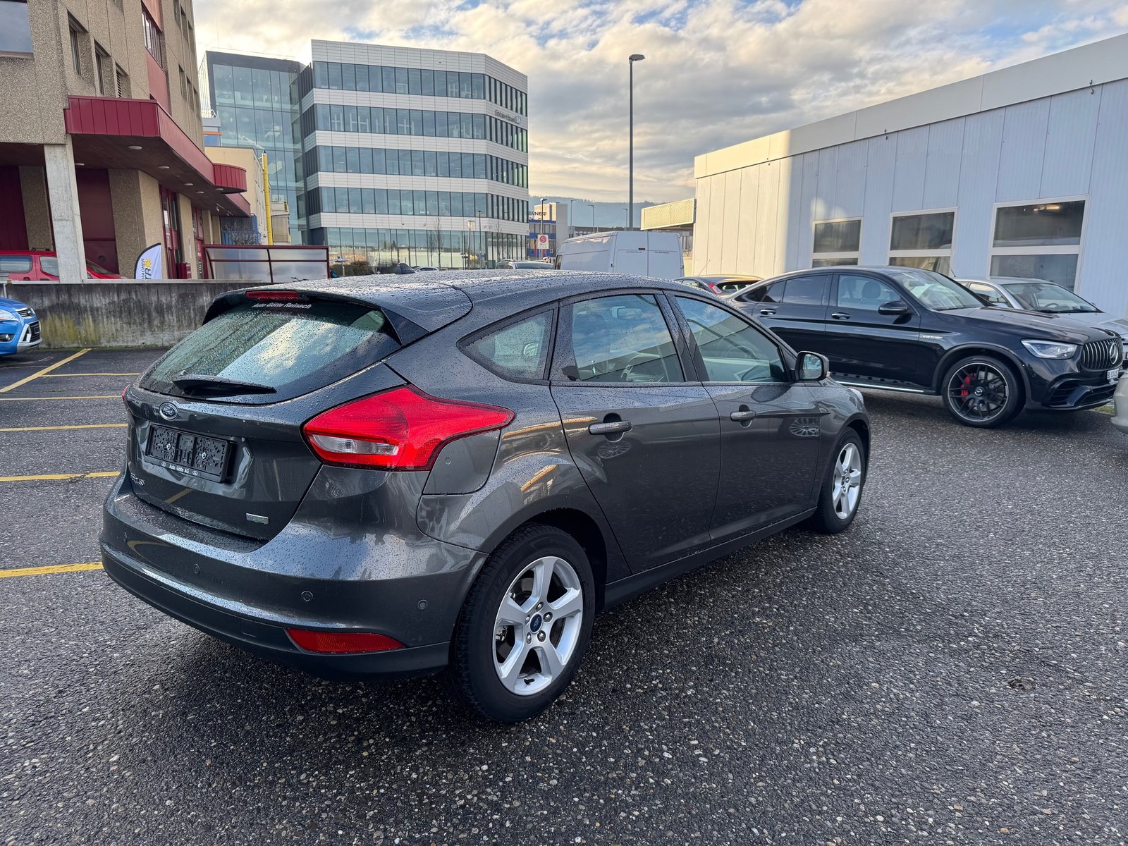FORD Focus 1.0 SCTi Trend Automatic, Petrol, Second hand / Used, Automatic - 4