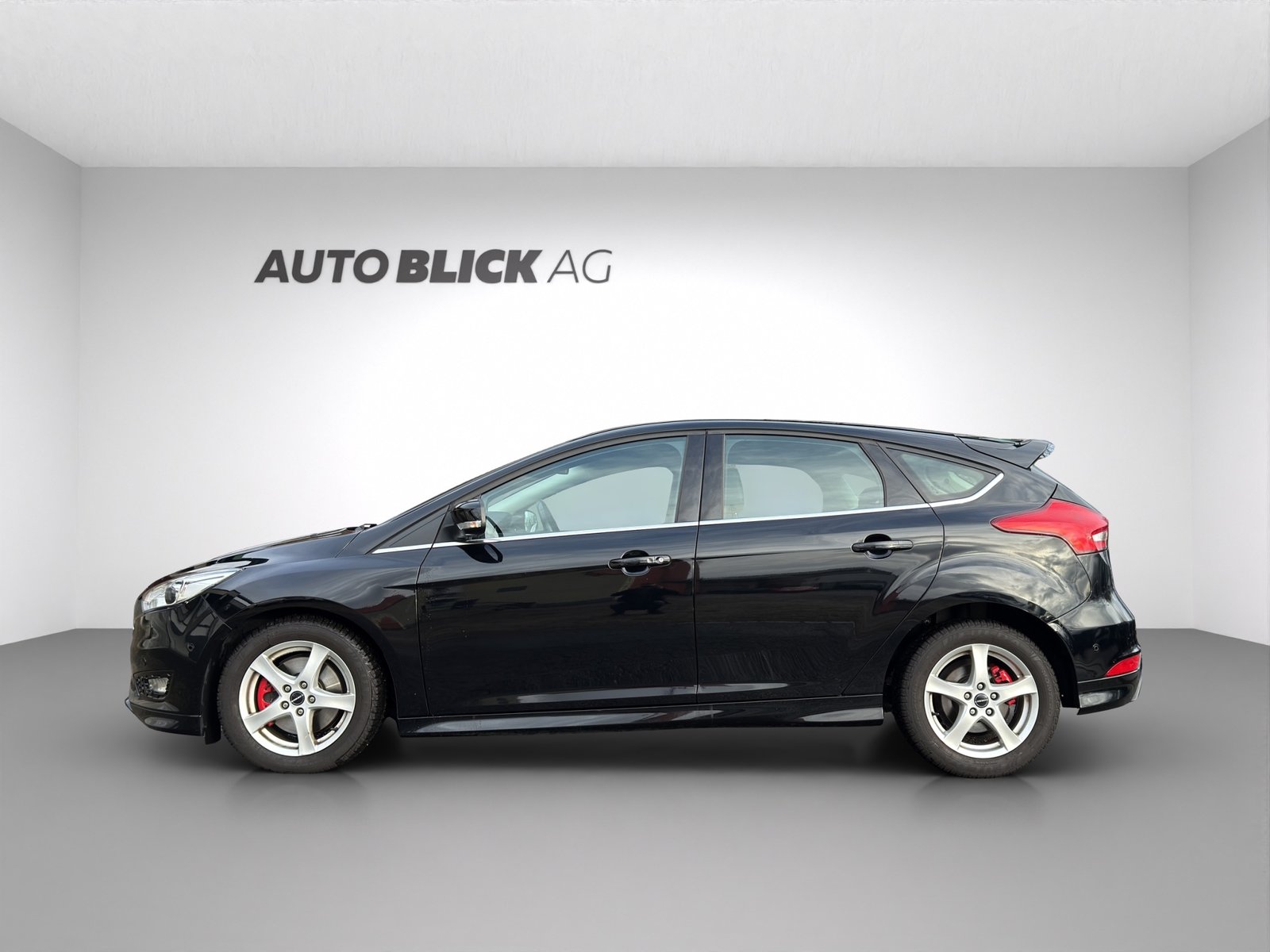 FORD Focus 1.5 SCTi Titanium X, Petrol, Second hand / Used, Manual - 5