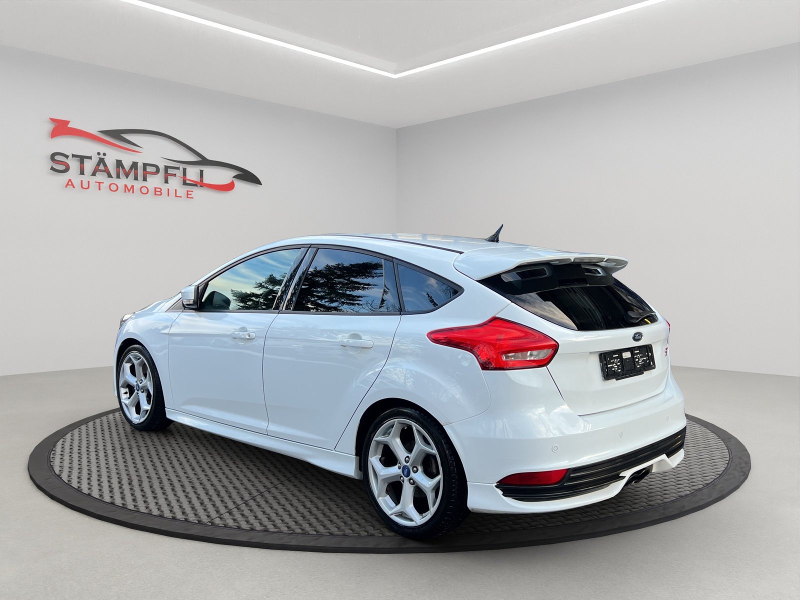 FORD Focus 2.0 SCTi ST2, Essence, Occasion / Utilisé, Manuelle - 3