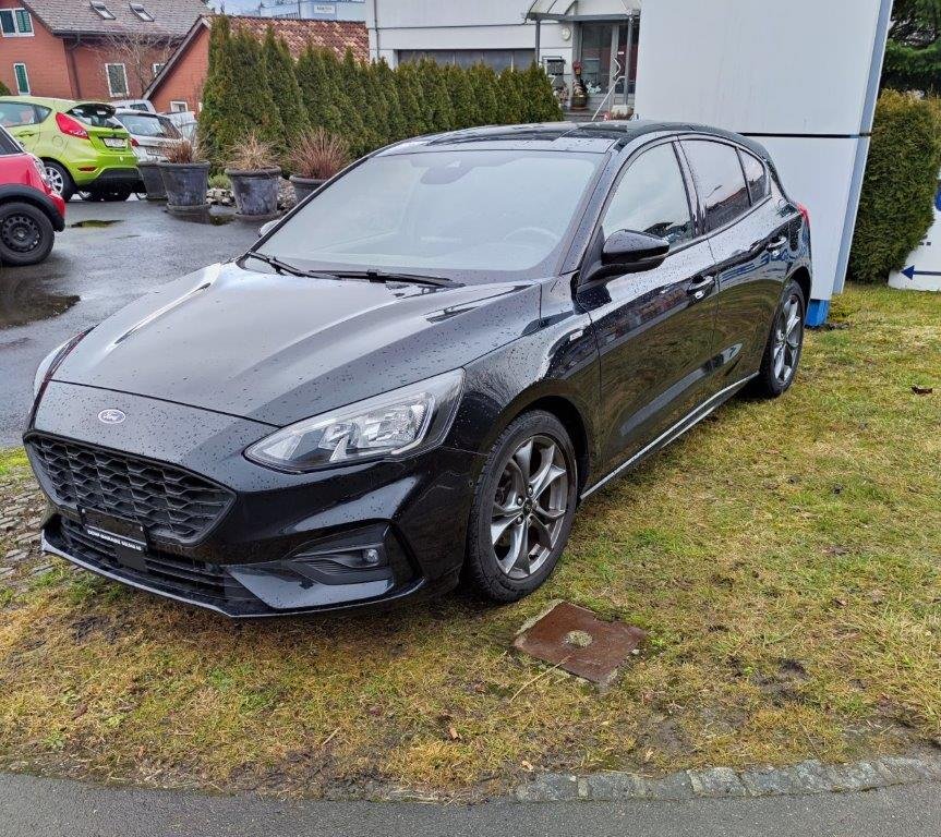 FORD Focus 1.0i EcoB 125 ST-Line, Essence, Occasion / Utilisé, Automatique - 2