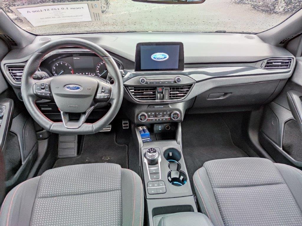 FORD Focus 1.0i EcoB 125 ST-Line, Essence, Occasion / Utilisé, Automatique - 5