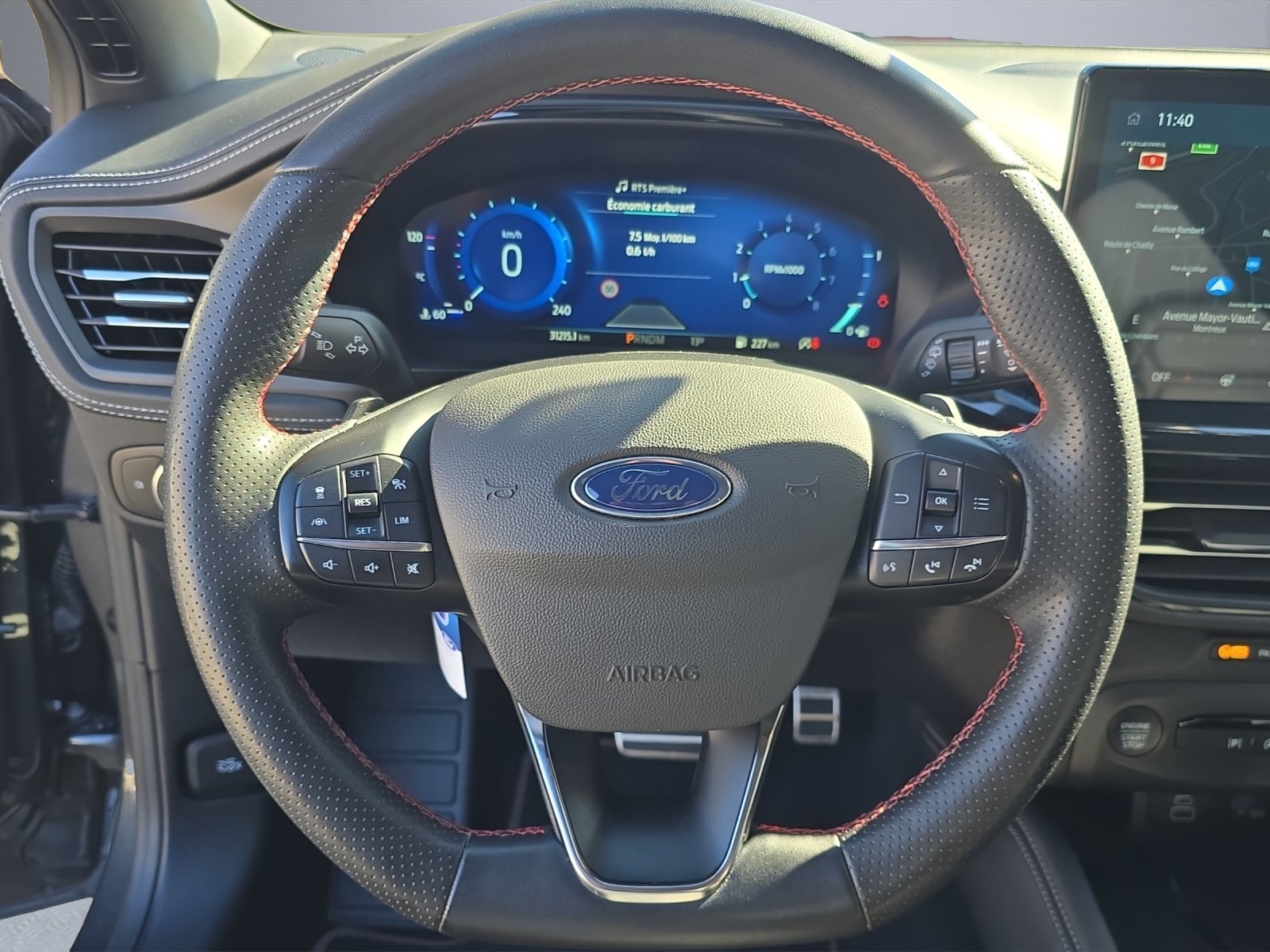 FORD Focus 1.0i EcoB Hybrid 155 ST-Line Vignale, Mild-Hybrid Petrol/Electric, Second hand / Used, Automatic - 6