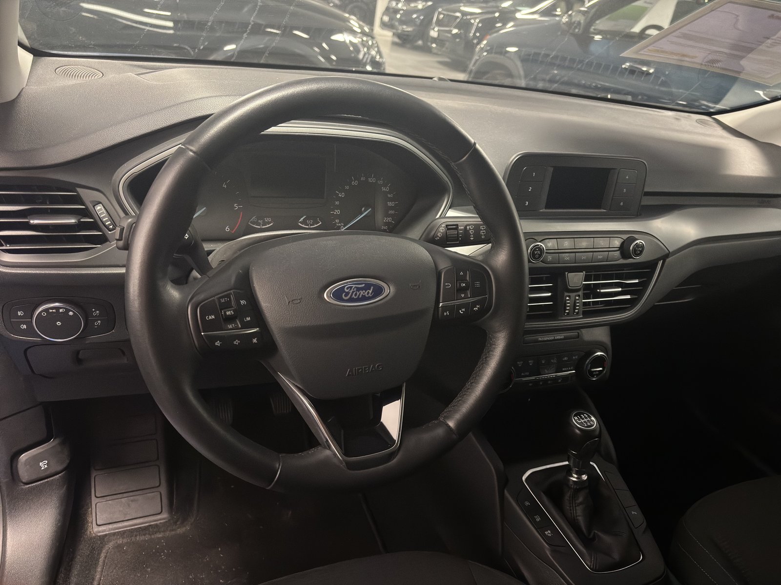 FORD Focus 1.5 TDCi Trend, Diesel, Second hand / Used, Manual - 7