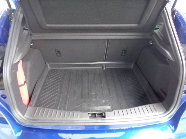 FORD Focus 2.0i EcoB SCTi ST-3, Essence, Occasion / Utilisé, Manuelle - 5