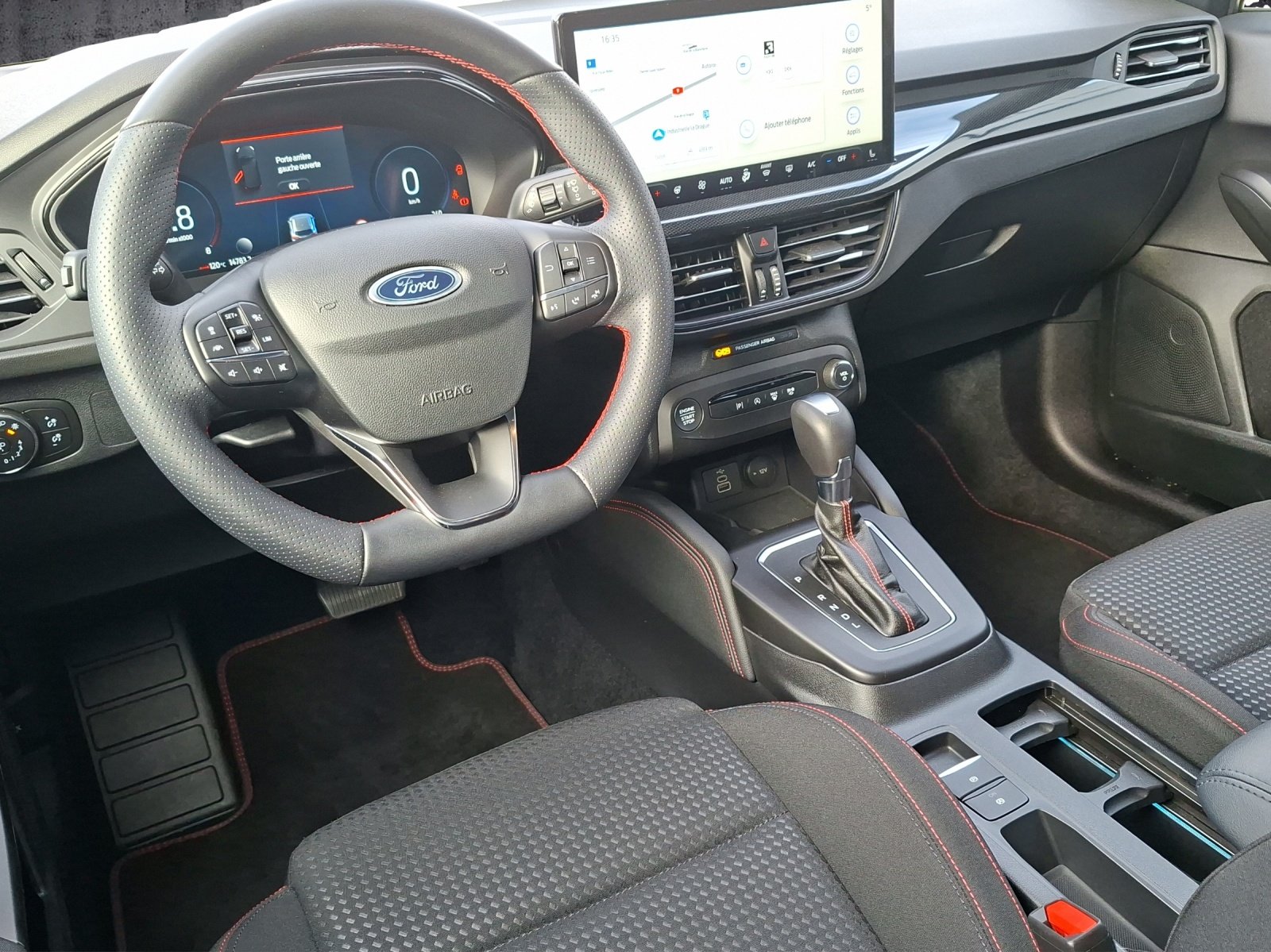 FORD Focus 1.0 MHEV ST-Line Automatique, Hybride Léger Essence/Électricité, Occasion / Utilisé, Automatique - 6