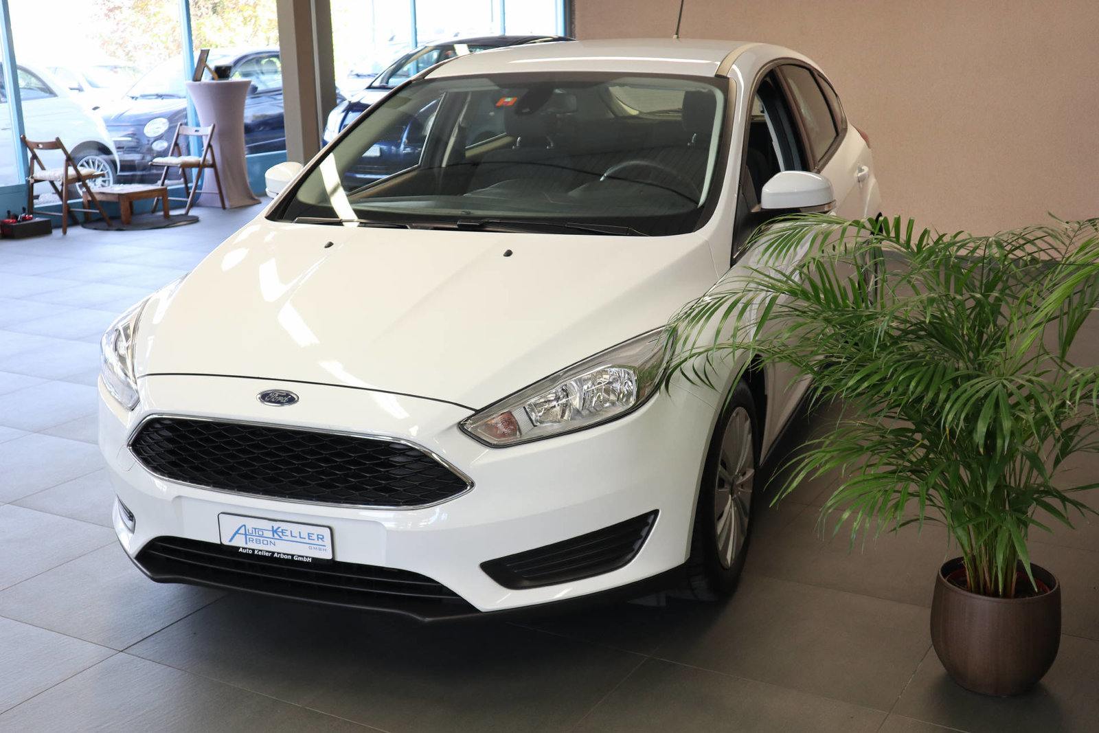 FORD Focus 1.0i EcoB Trend, Petrol, Second hand / Used, Manual - 5