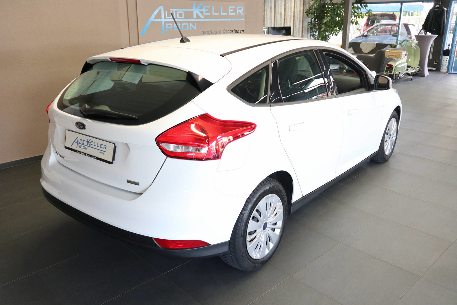 FORD Focus 1.0i EcoB Trend, Petrol, Second hand / Used, Manual - 7