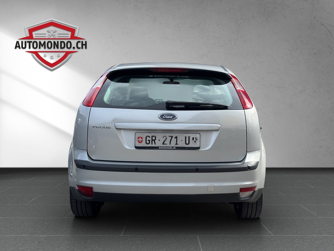 FORD Focus 2.0i Ghia, Benzin, Occasion / Gebraucht, Handschaltung - 6