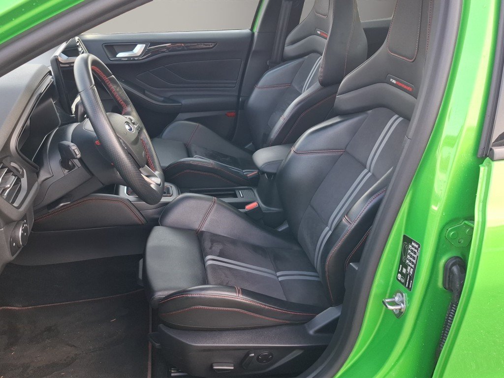 FORD Focus 2.3 EcoB ST X, Benzin, Occasion / Gebraucht, Handschaltung - 4