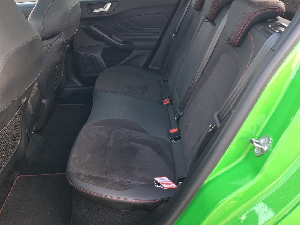 FORD Focus 2.3 EcoB ST X, Benzin, Occasion / Gebraucht, Handschaltung - 5