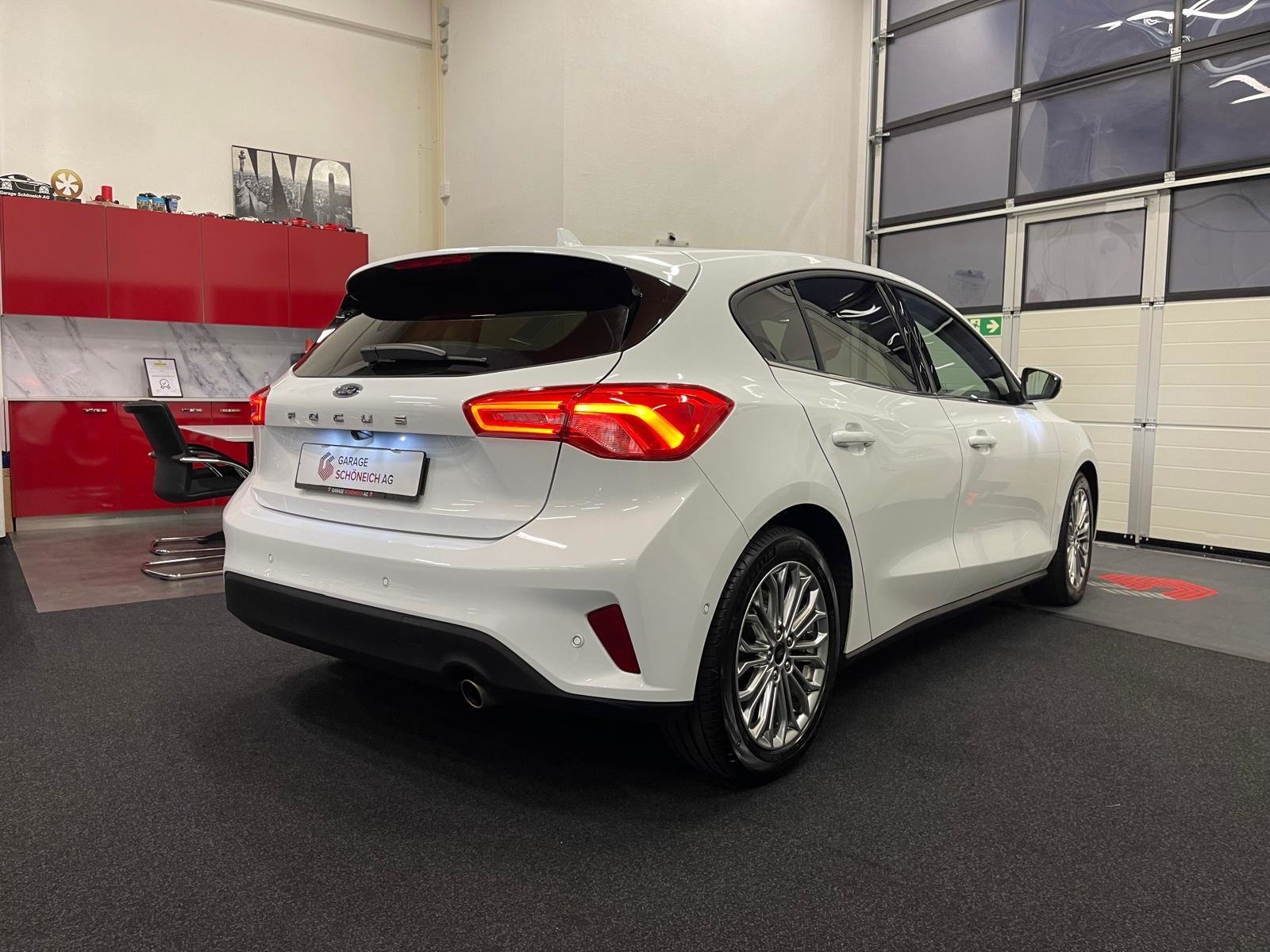 FORD Focus 1.5i EcoB SCTi 150 Titanium, Benzin, Occasion / Gebraucht, Automatik - 5