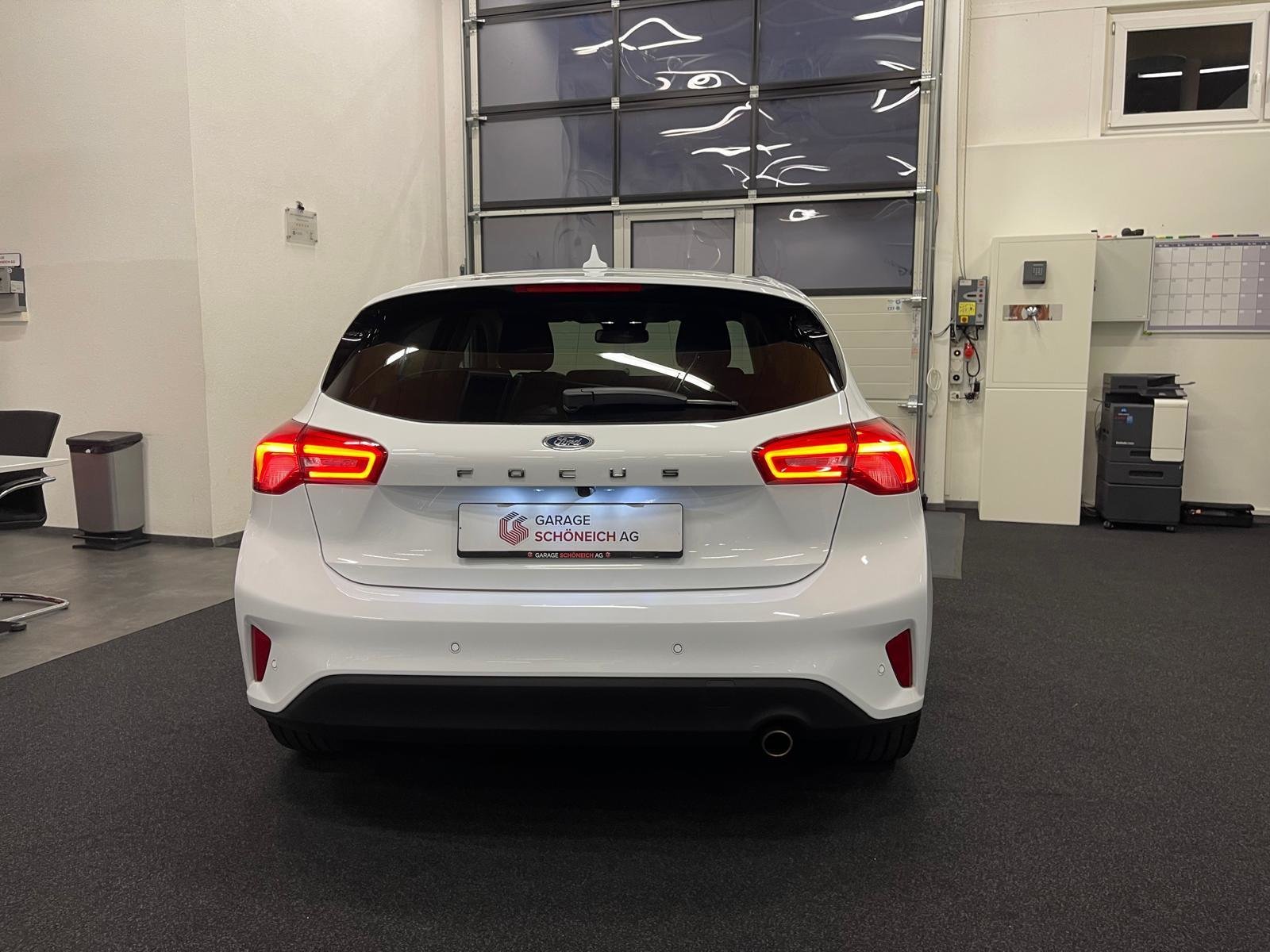 FORD Focus 1.5i EcoB SCTi 150 Titanium, Benzin, Occasion / Gebraucht, Automatik - 6