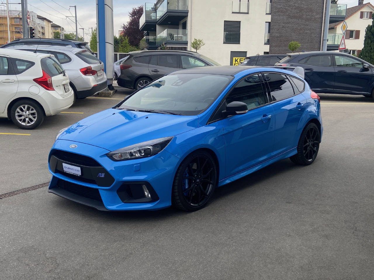 FORD Focus 2.3 EcoB RS+ Special Edition, Benzin, Occasion / Gebraucht, Handschaltung - 3