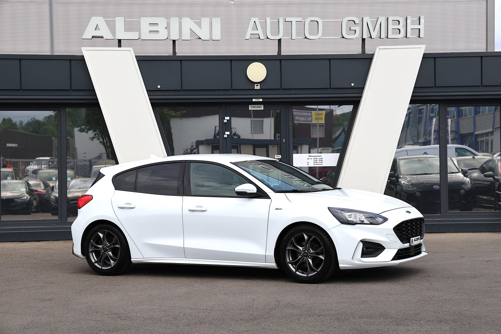 FORD Focus 1.0 SCTi ST Line, Benzin, Occasion / Gebraucht, Handschaltung - 3