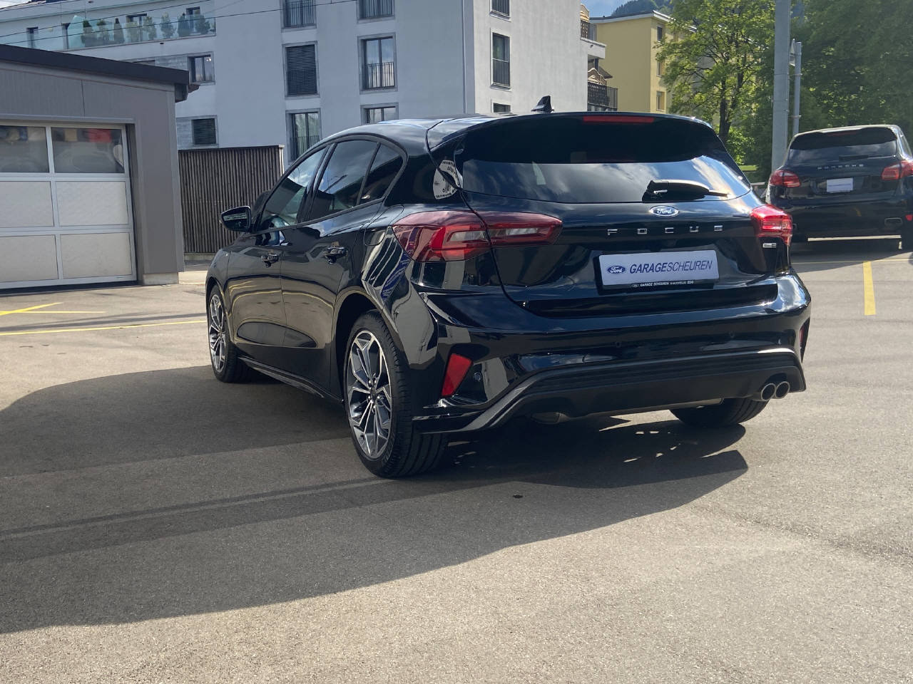 FORD Focus 1.0i EcoB Hybrid 155 ST-Line X, Mild-Hybrid Petrol/Electric, Second hand / Used, Automatic - 4