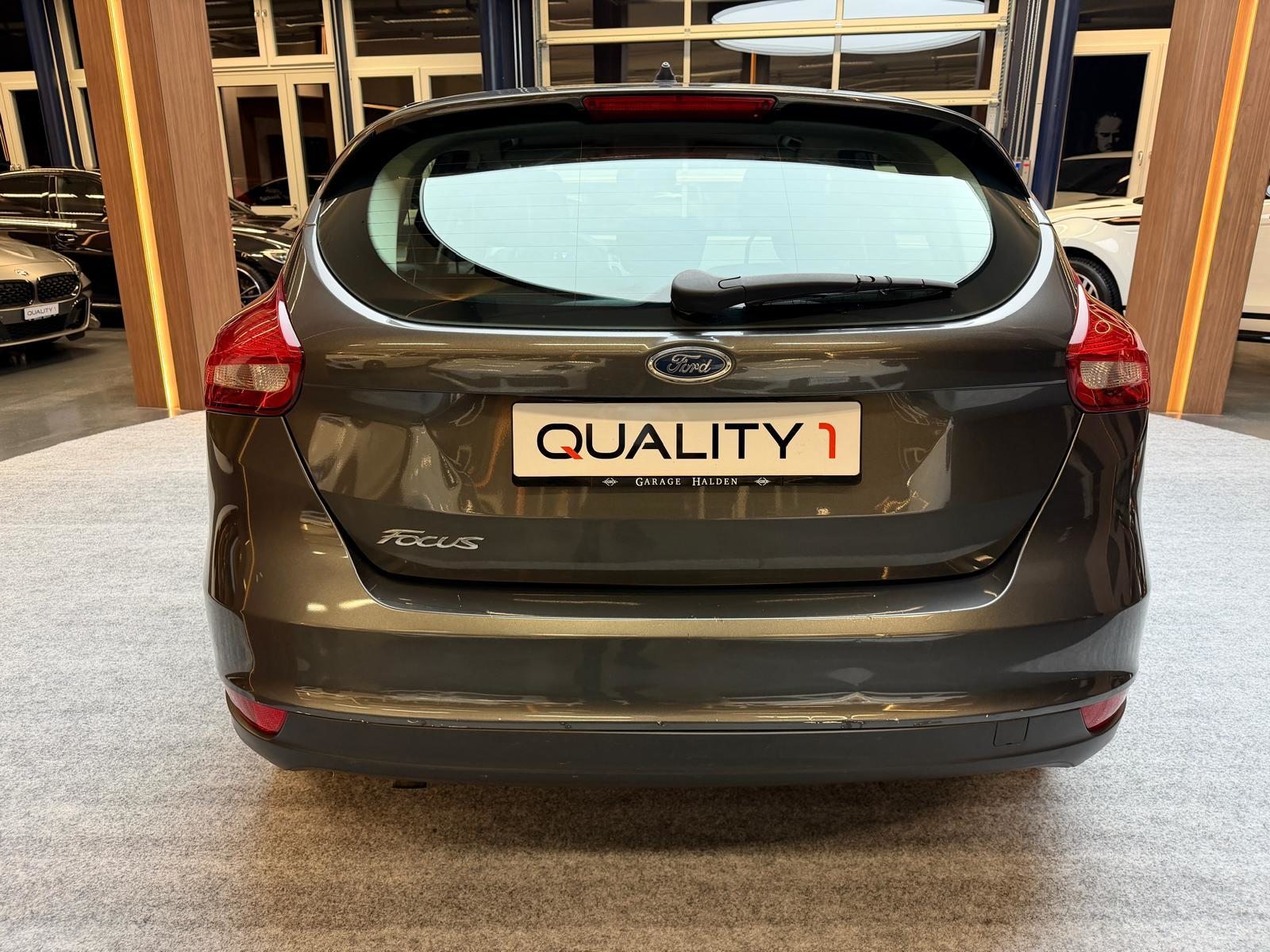 FORD Focus 1.5 TDCi EcoN Titanium, Diesel, Second hand / Used, Manual - 7
