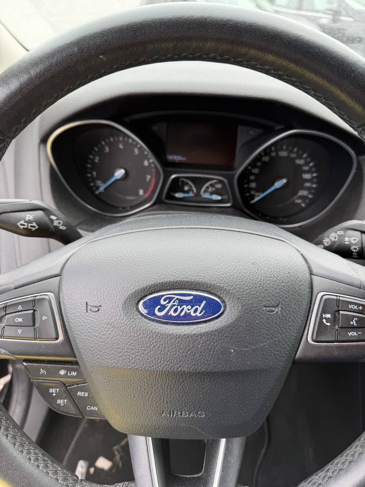 FORD Focus 1.0i EcoB 125 Business, Petrol, Second hand / Used, Manual - 6