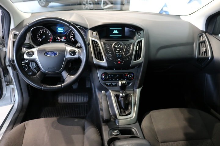 FORD Focus 1.0 SCTi Titanium, Essence, Occasion / Utilisé, Manuelle - 2