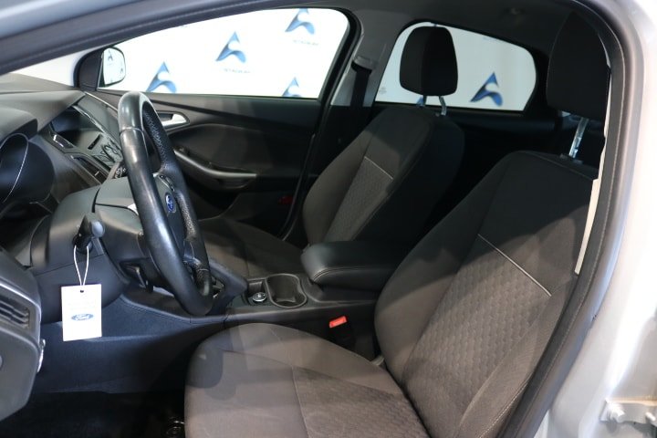 FORD Focus 1.0 SCTi Titanium, Essence, Occasion / Utilisé, Manuelle - 5