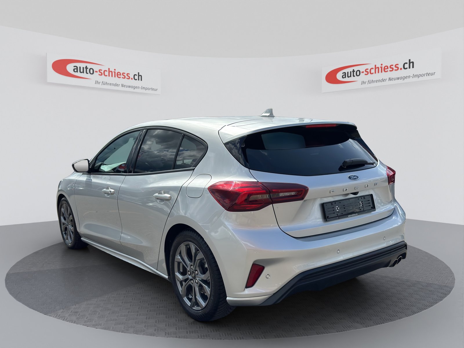 FORD Focus 1.5 TDCi EcoBlue ST-Line Automatic, Diesel, Occasion / Gebraucht, Automatik - 3