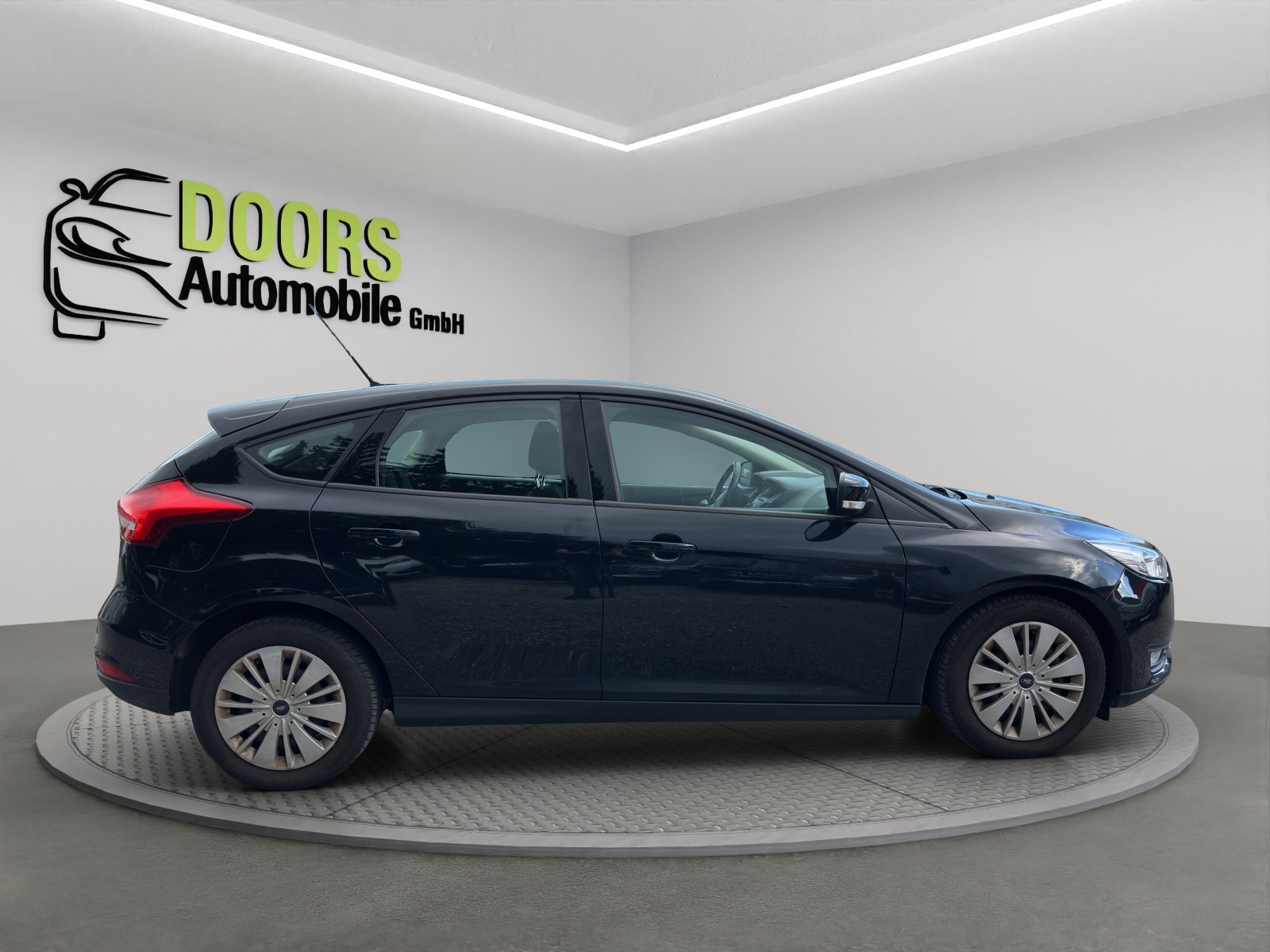 FORD Focus 1.5 SCTi Titanium, Essence, Occasion / Utilisé, Manuelle - 7