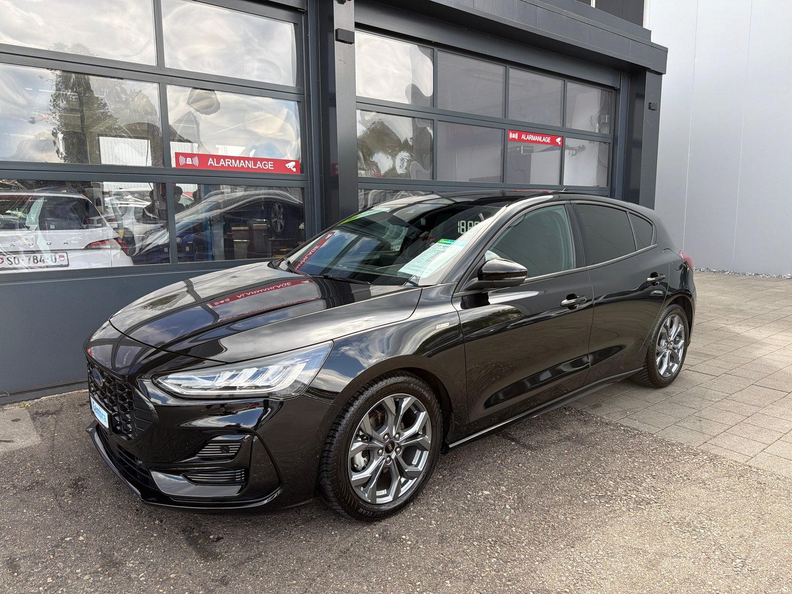 FORD Focus 1.5 TDCi EcoBlue ST-Line Automatic, Diesel, Occasion / Utilisé, Automatique - 2