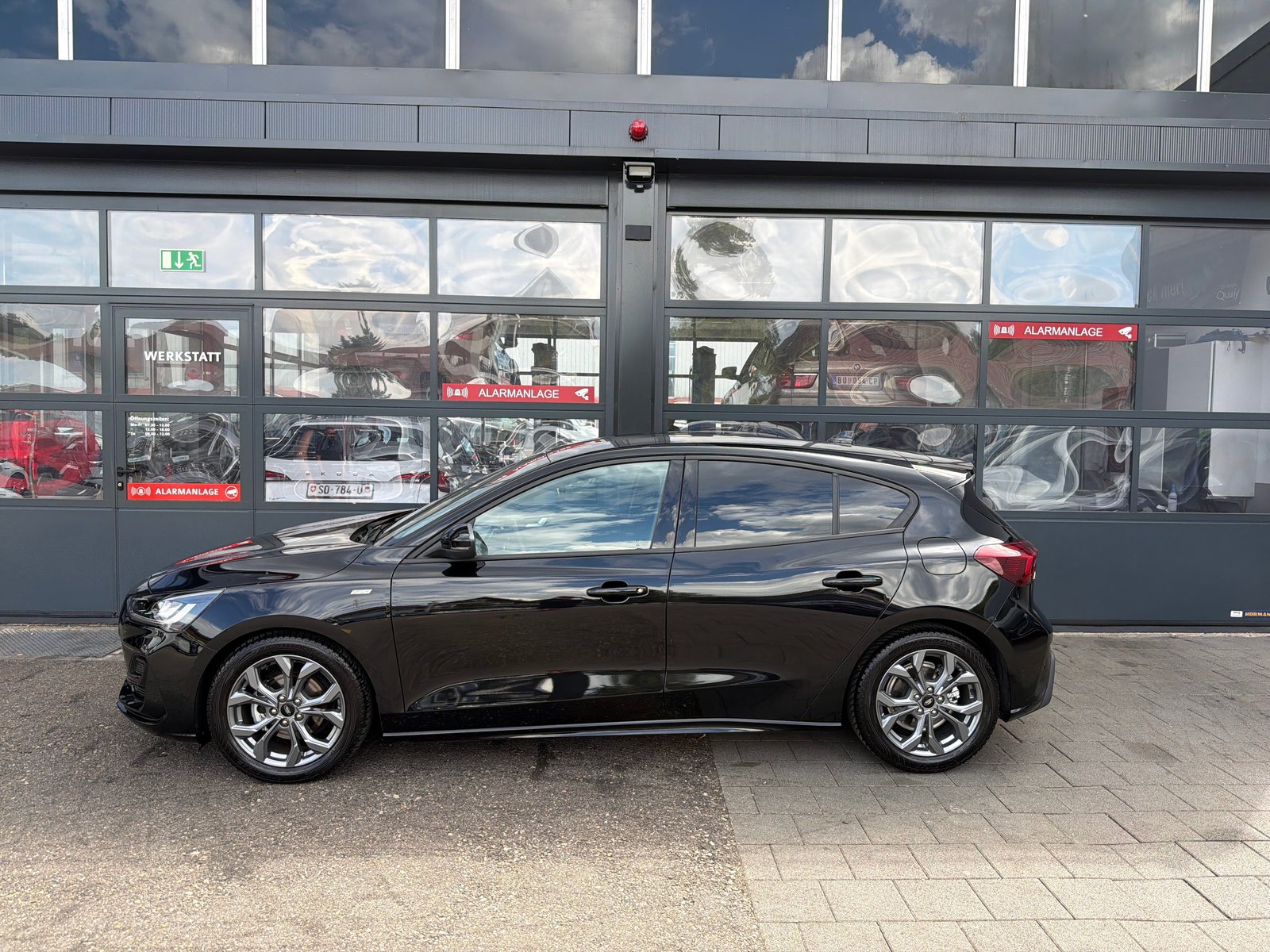 FORD Focus 1.5 TDCi EcoBlue ST-Line Automatic, Diesel, Occasion / Utilisé, Automatique - 3