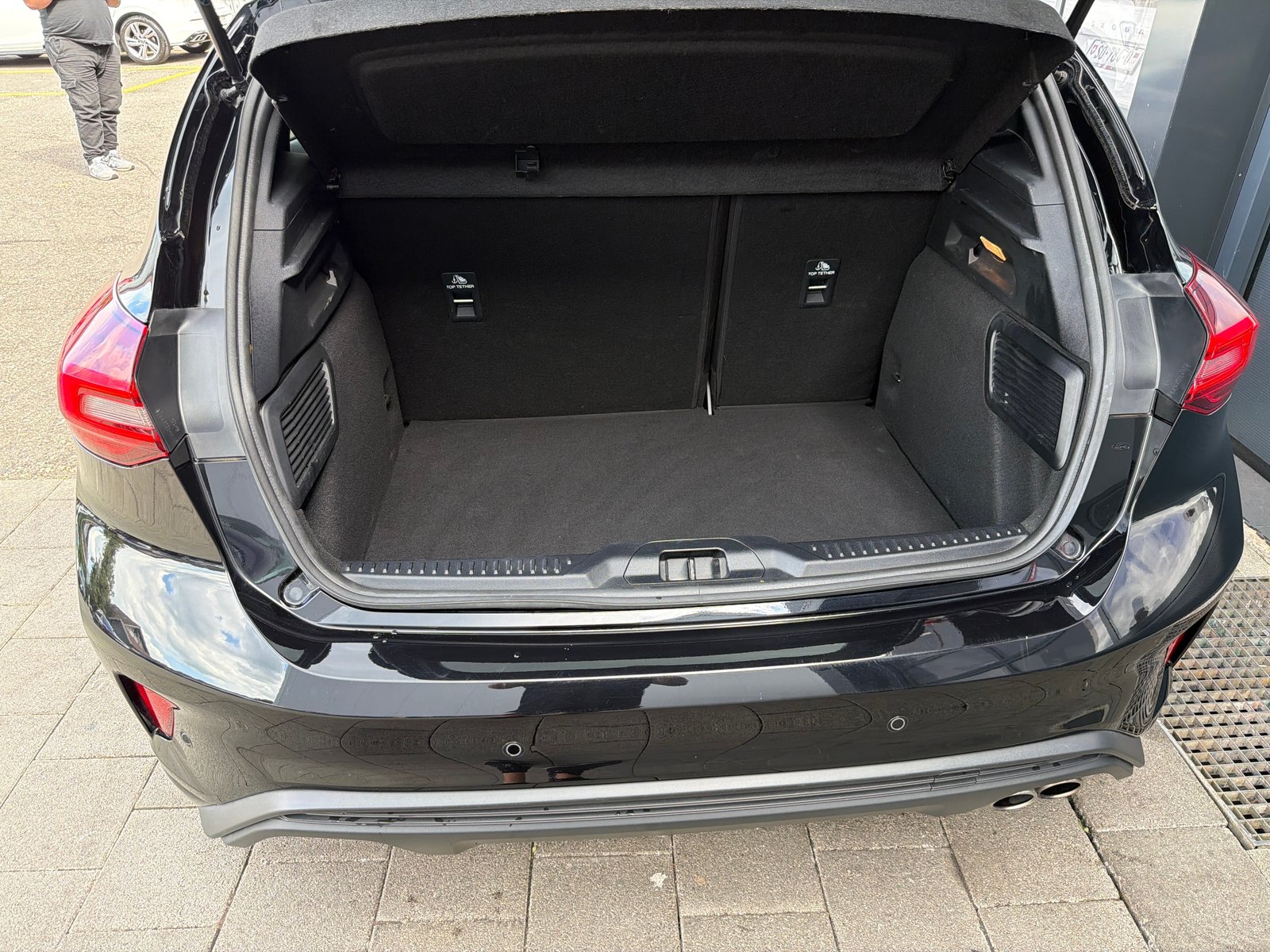FORD Focus 1.5 TDCi EcoBlue ST-Line Automatic, Diesel, Occasion / Utilisé, Automatique - 6