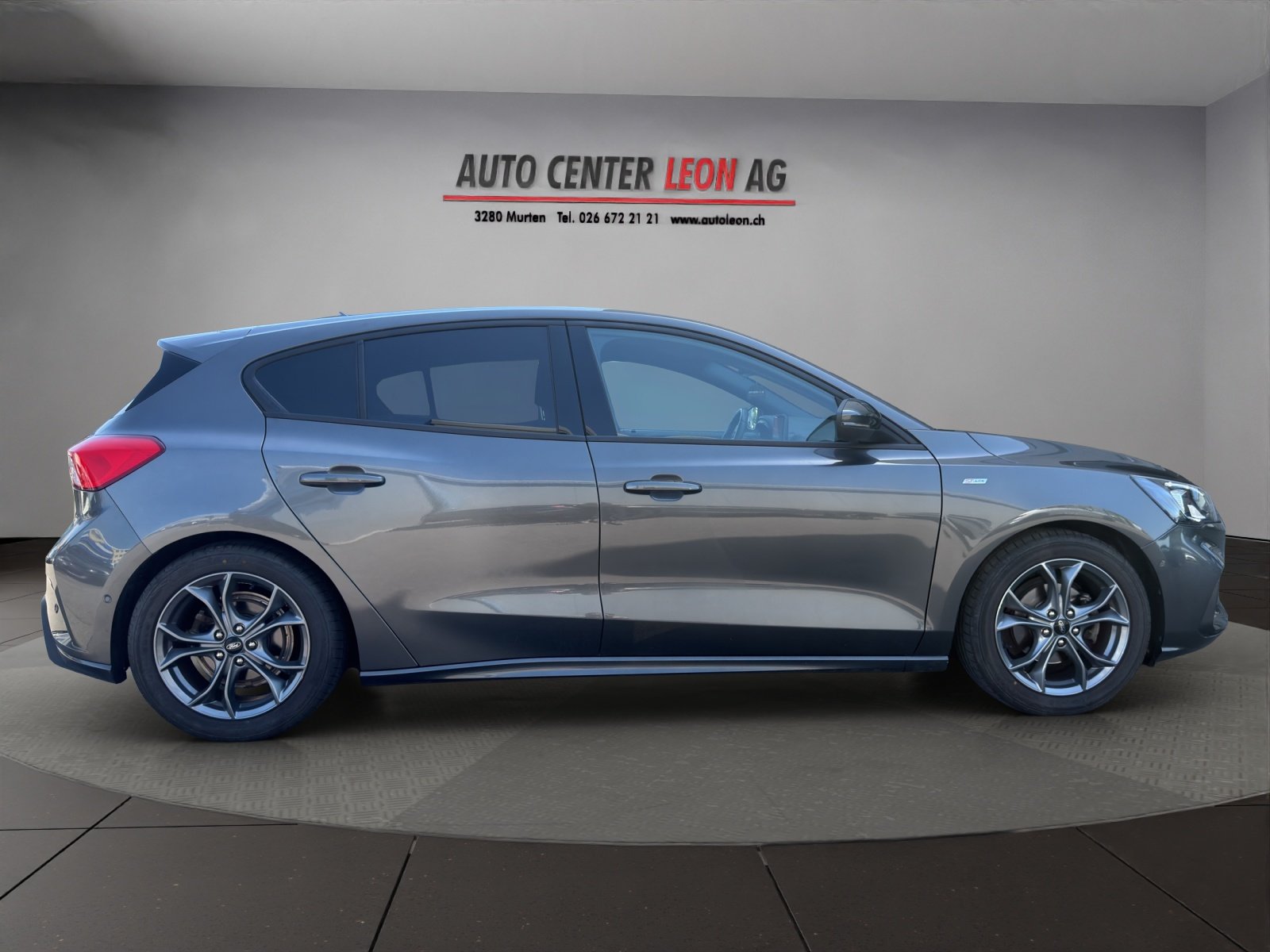 FORD Focus 1.0 SCTi ST Line Automatic, Benzin, Occasion / Gebraucht, Automatik - 7
