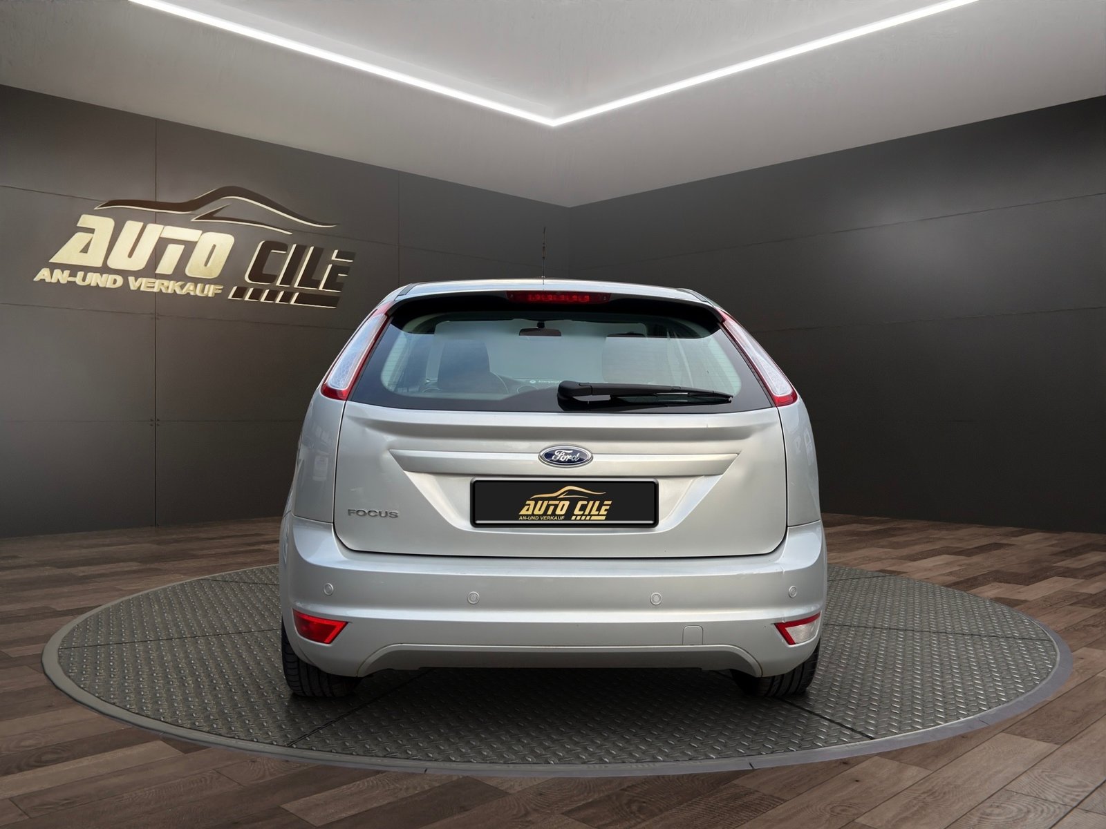 FORD Focus 1.6i VCT Carving, Benzina, Occasioni / Usate, Manuale - 6