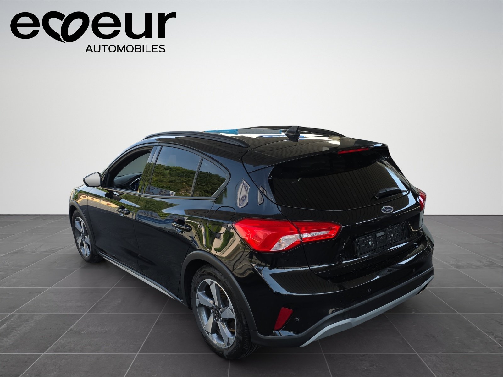 FORD Focus 1.0i EcoB Hybrid 155 Active, Mild-Hybrid Petrol/Electric, Second hand / Used, Manual - 4
