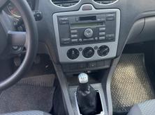 FORD Focus 2.0i Carving, Petrol, Second hand / Used, Manual - 4