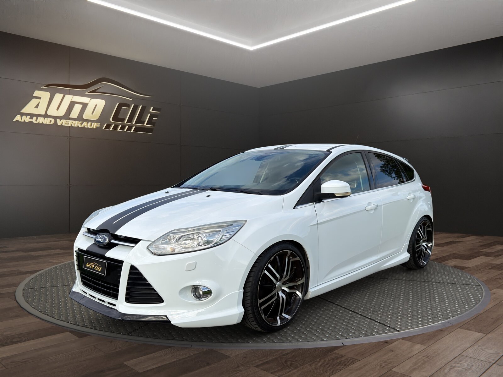 FORD Focus 1.6 SCTi Titanium