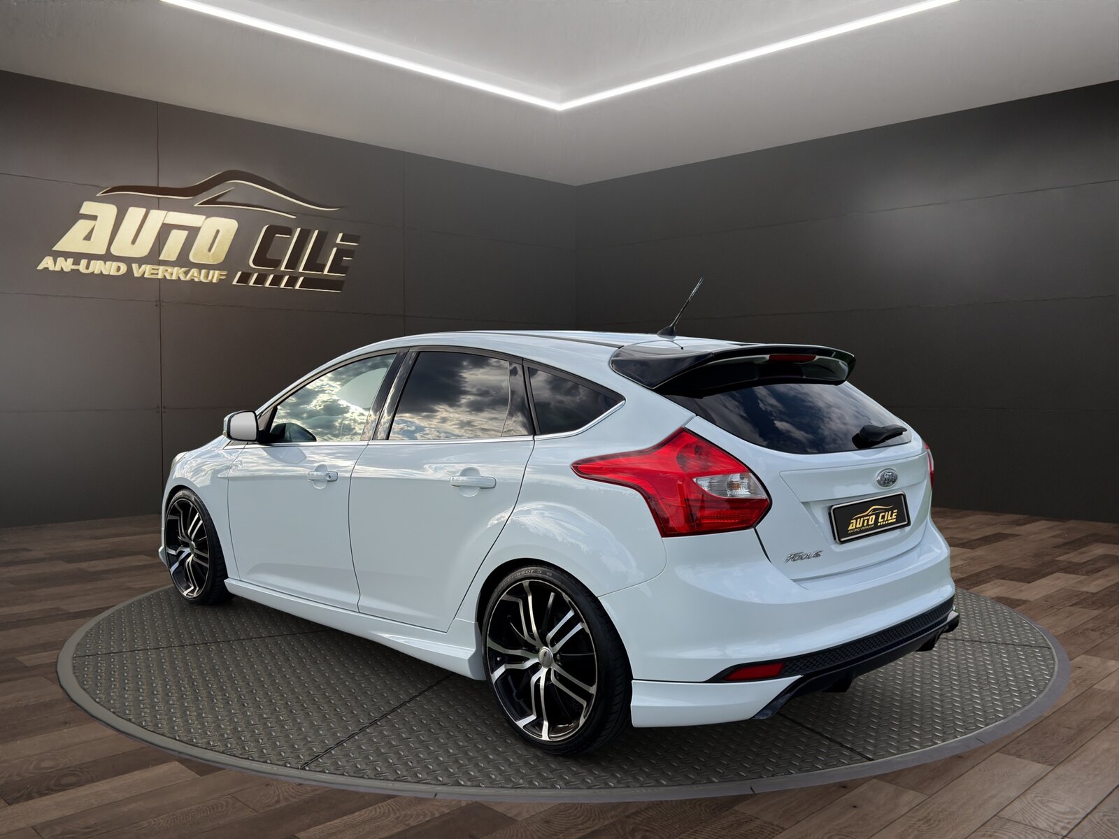 FORD Focus 1.6 SCTi Titanium, Essence, Occasion / Utilisé, Manuelle - 6
