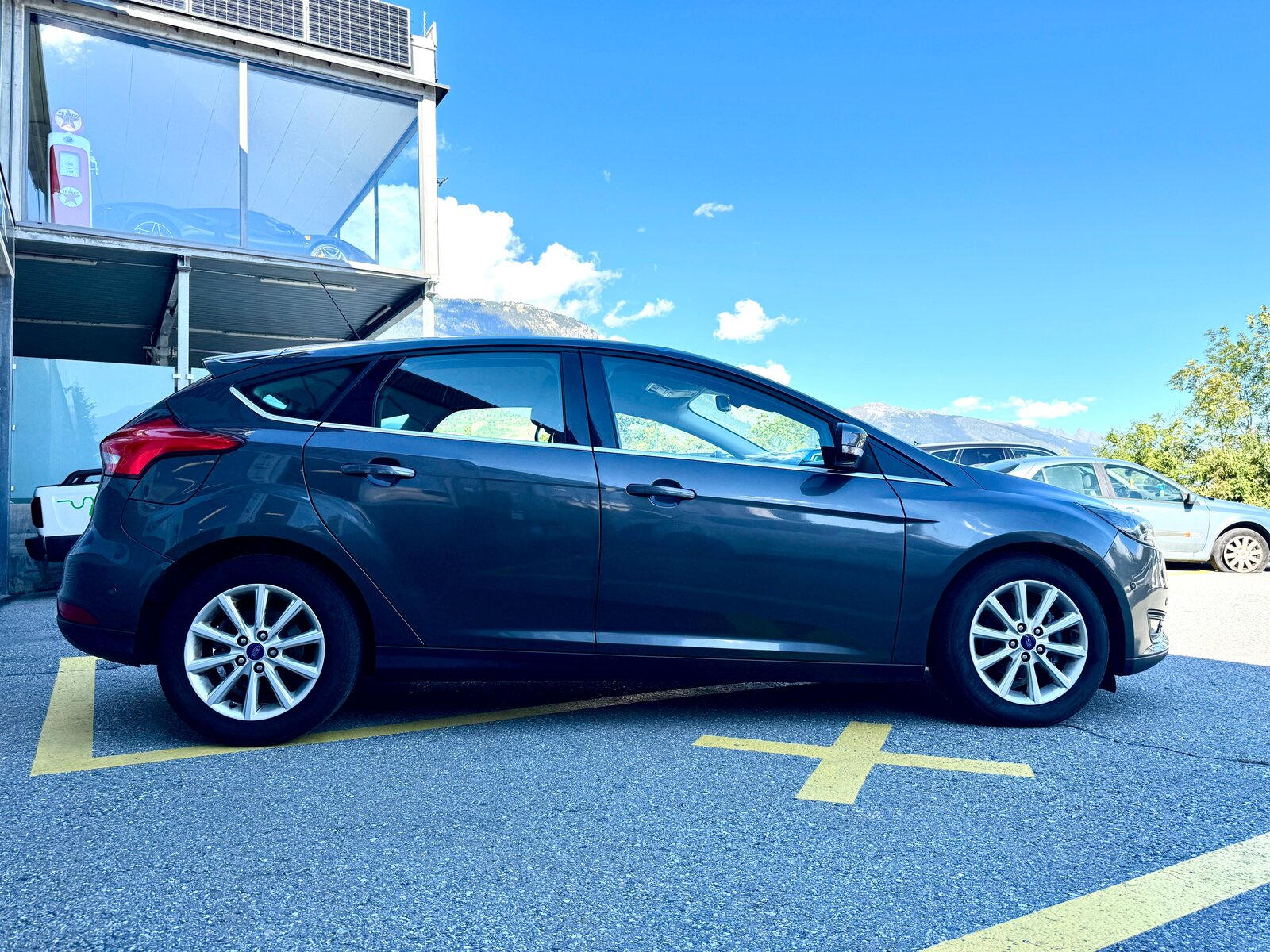 FORD Focus 1.0i EcoB 125 Titanium, Benzin, Occasion / Gebraucht, Handschaltung - 5