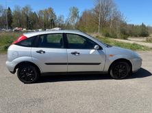 FORD Focus 1.6i 16V Ghia, Benzin, Occasion / Gebraucht, Automatik - 5