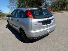 FORD Focus 1.6i 16V Ghia, Benzin, Occasion / Gebraucht, Automatik - 7