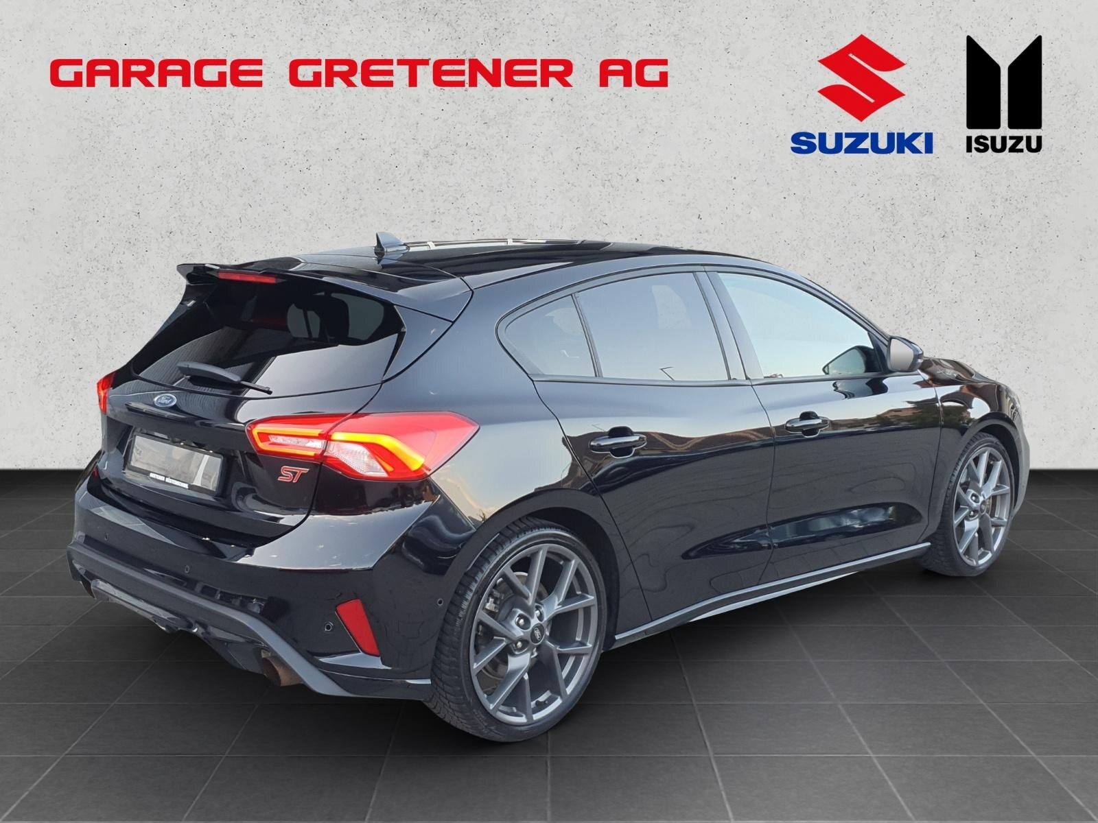 FORD Focus 2.3 EcoB ST, Petrol, Second hand / Used, Manual - 6