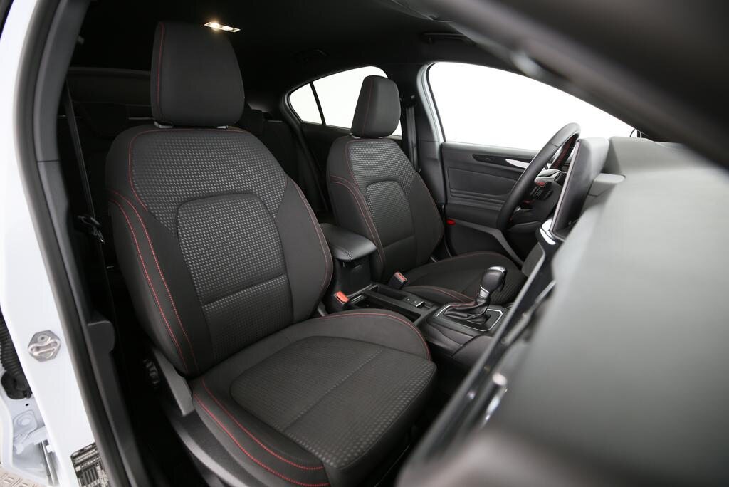 FORD Focus 1.0i EcoB Hybrid 155 ST-Line, Hybride Léger Essence/Électricité, Occasion / Utilisé, Automatique - 6