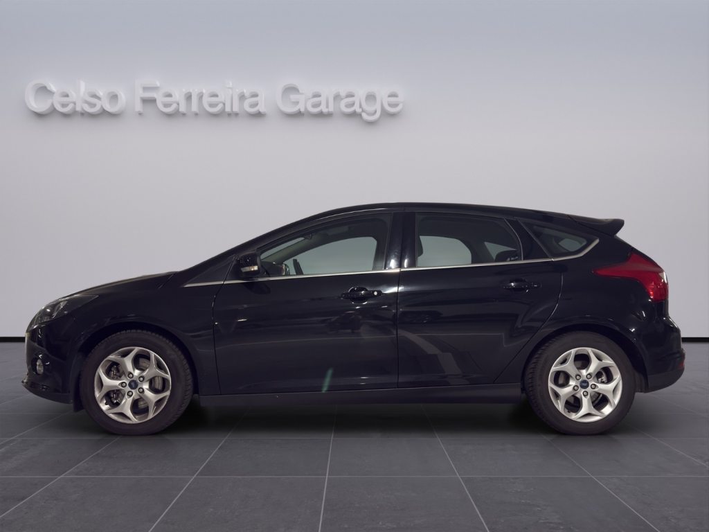 FORD FOCUS 1.6i EcoB SCTi 150 Carving, Benzin, Occasion / Gebraucht, Handschaltung - 3