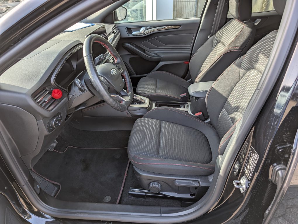 FORD FOCUS 1.0i EcoB Hybrid 155 ST-Line X, Hybride Léger Essence/Électricité, Occasion / Utilisé, Automatique - 3
