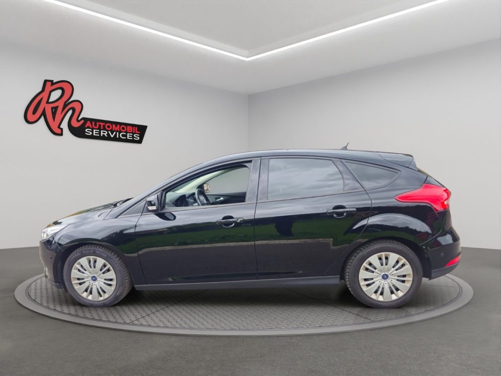 FORD FOCUS 1.0i EcoB 100 99g Trend, Benzin, Occasion / Gebraucht, Handschaltung - 3