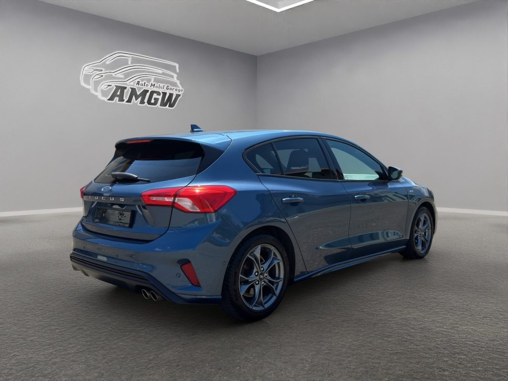 FORD FOCUS 1.0i EcoB 125 ST-Line, Benzin, Occasion / Gebraucht, Automatik - 5