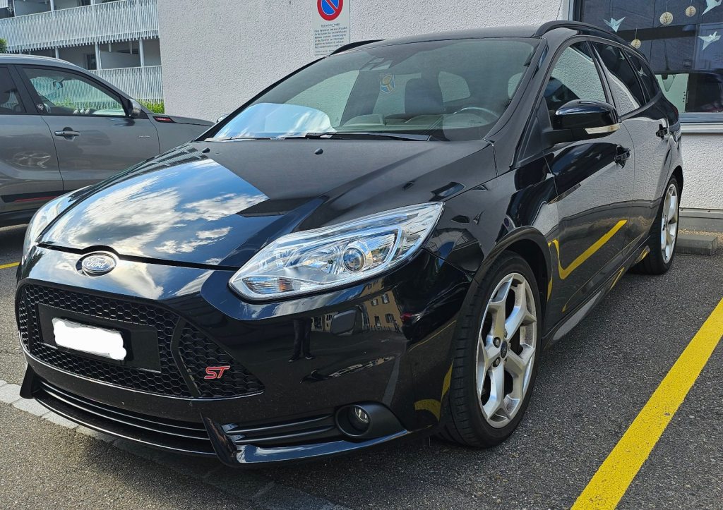 FORD FOCUS 2.0i EcoB SCTi ST-2